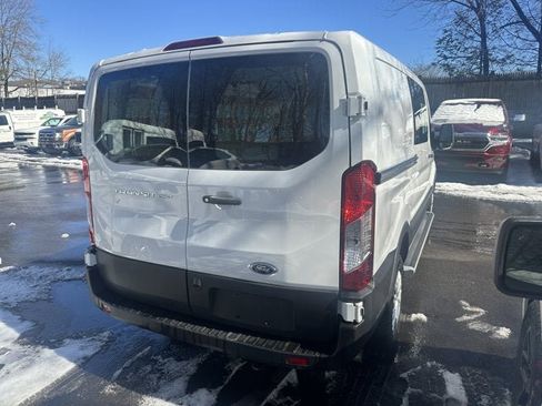 Used 2024 Ford Transit 250 Low Roof w/ Exterior Upgrade Package image 5