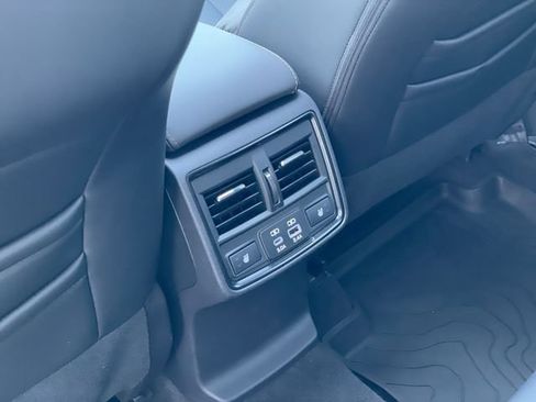 Used 2026 Subaru Forester Touring AWD/4WD image 13