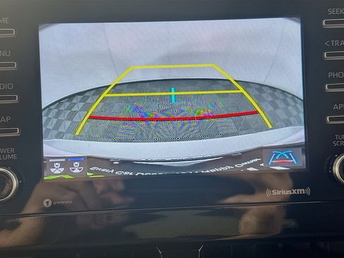 Used 2024 Toyota Camry LE w/ Convenience Package image 23