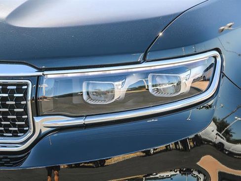 New 2023 Jeep Grand Wagoneer Series III image 8