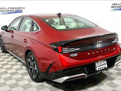 Used 2025 Hyundai Sonata SEL FWD image 8