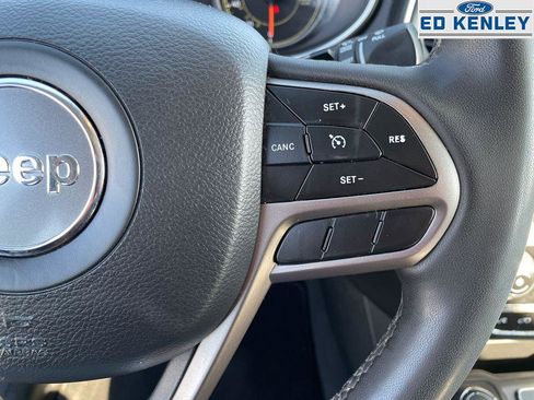 Used 2022 Jeep Cherokee Latitude Lux image 20