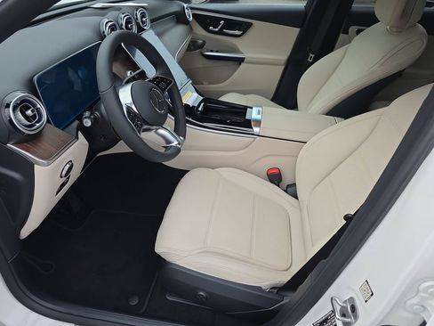 New 2026 Mercedes-Benz GLC 300 4MATIC image 8