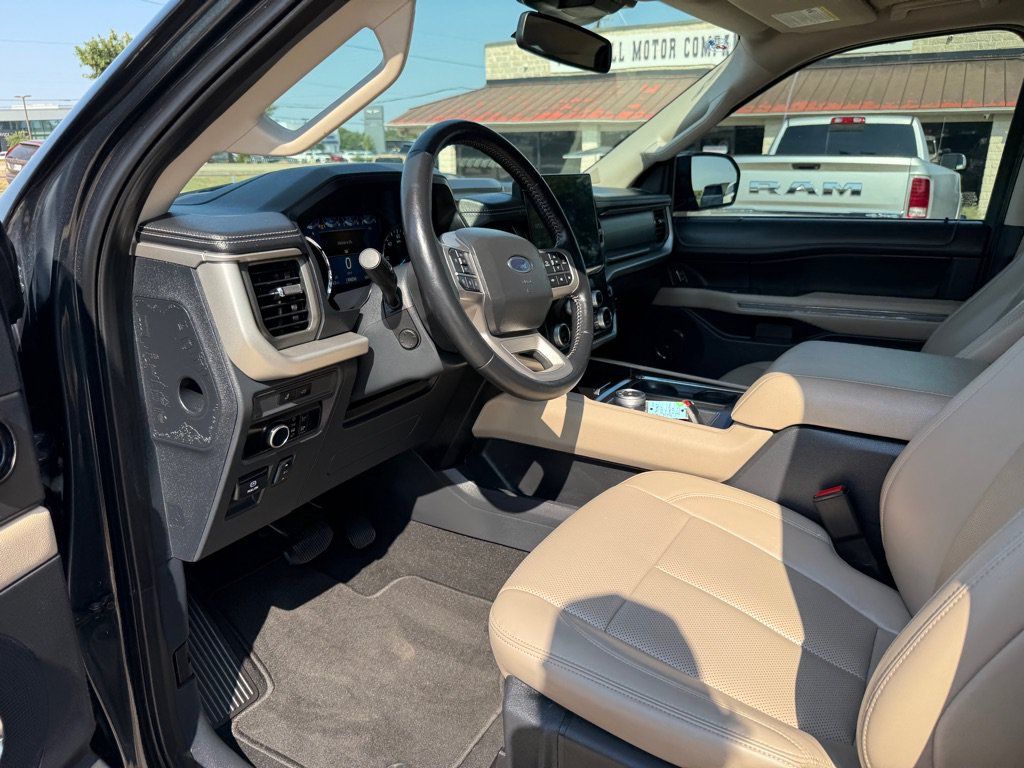 Used 2024 Ford Expedition Max XLT RWD image 14