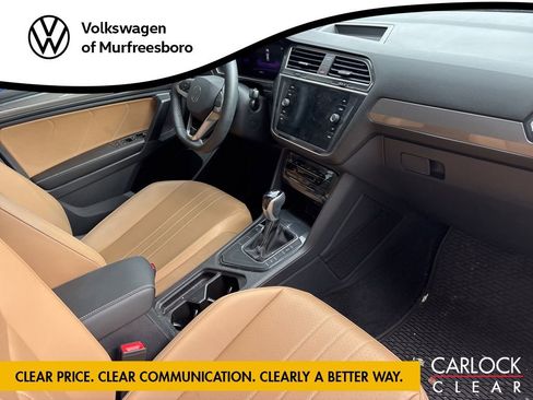 Certified 2023 Volkswagen Tiguan SE R-Line image 6