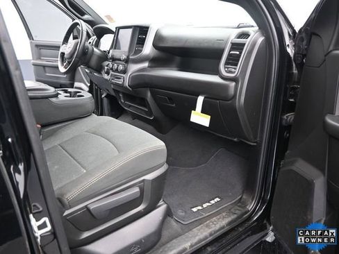 Used 2024 RAM 2500 Tradesman w/ Chrome Appearance Group image 21