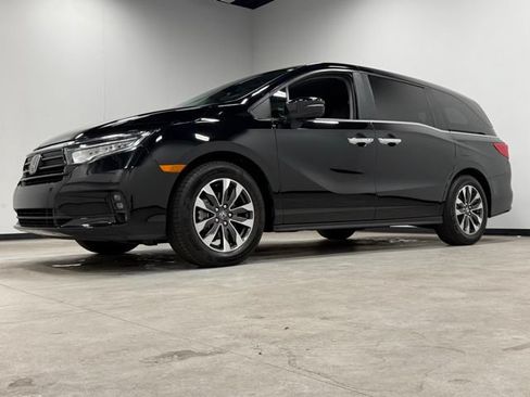 Used 2024 Honda Odyssey EX-L image 3