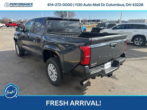 Used 2024 Toyota Tacoma SR image 6