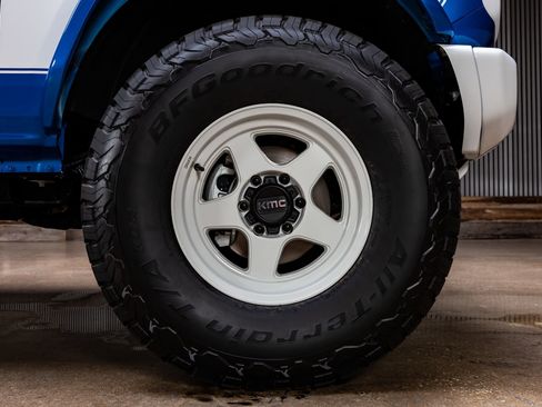 Used 2026 Ford Bronco Heritage Edition AWD/4WD image 12