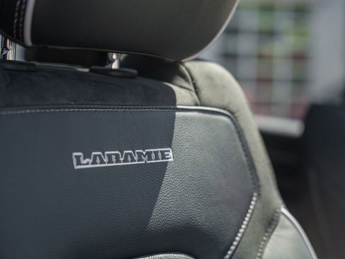 New 2026 RAM 1500 Laramie AWD/4WD image 40