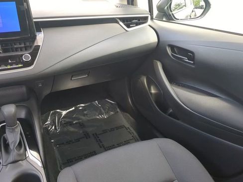 Certified 2025 Toyota Corolla LE image 16