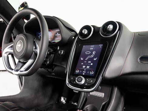 New 2025 McLaren GTS image 26