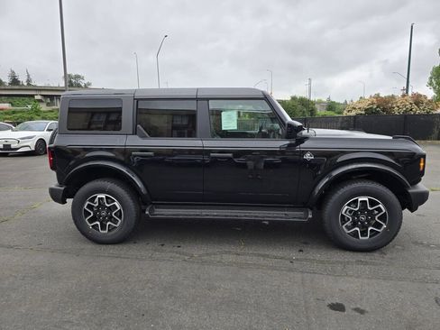 New 2026 Ford Bronco Outer Banks AWD/4WD image 6