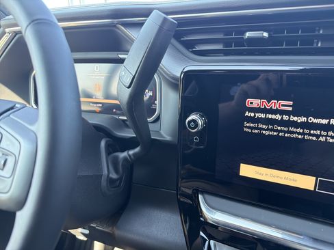 New 2026 GMC Sierra 2500 Denali Ultimate AWD/4WD image 26