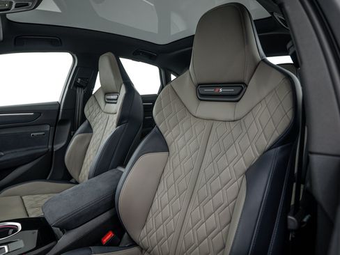 Certified 2026 Audi A6 Prestige w/ Audi Exclusive Design Package AWD/4WD image 19