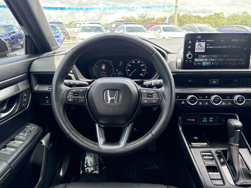Certified 2025 Honda CR-V Sport-L image 21