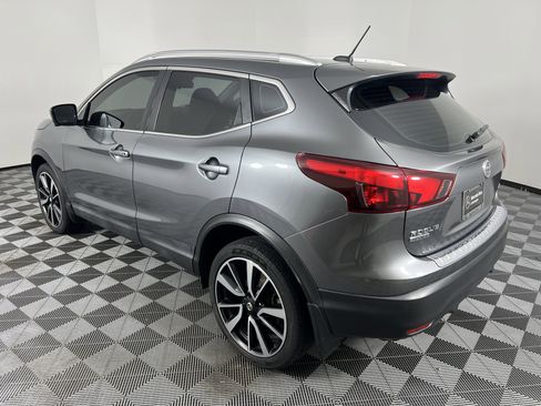 Used 2018 Nissan Rogue Sport SL w/ SL Premium Package image 10