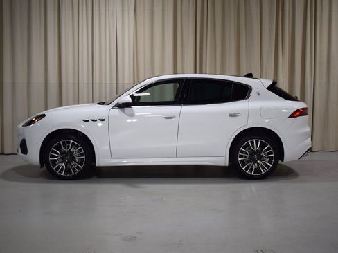 Certified 2025 Maserati Grecale Modena AWD/4WD image 4