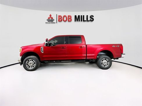 Used 2018 Ford F250 Lariat w/ Lariat Value Package image 4