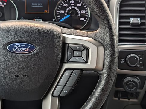 Used 2020 Ford F150 Lariat AWD/4WD image 19
