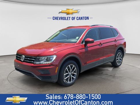 Used 2019 Volkswagen Tiguan SE FWD image 1