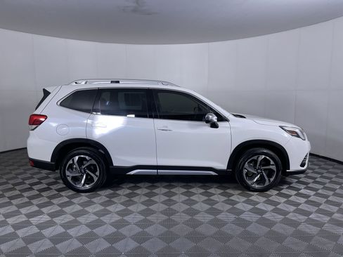 Used 2023 Subaru Forester Touring image 10