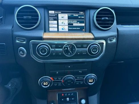 Used 2015 Land Rover LR4 HSE AWD/4WD image 40