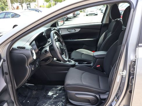 Used 2024 Kia Forte LXS FWD image 23