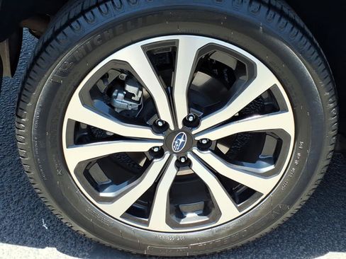 Certified 2023 Subaru Forester Limited AWD/4WD image 10