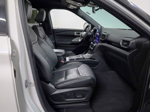 Certified 2022 Ford Explorer ST w/ Equipment Group 401A image 34