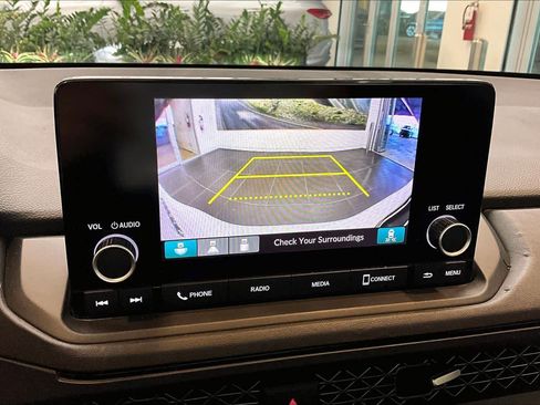 Used 2023 Honda Accord EX image 28