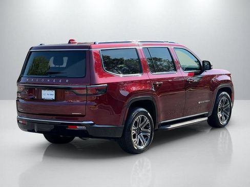 Used 2022 Jeep Wagoneer Series III AWD/4WD image 7
