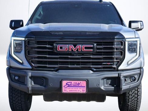 Used 2024 GMC Sierra 1500 AT4X image 7