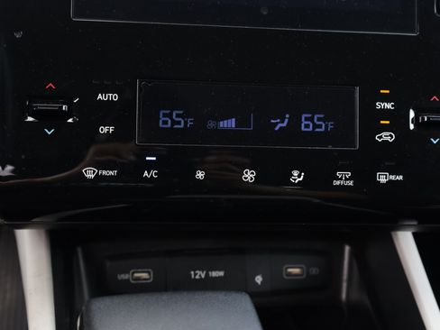 Used 2024 Hyundai Tucson SEL FWD image 16