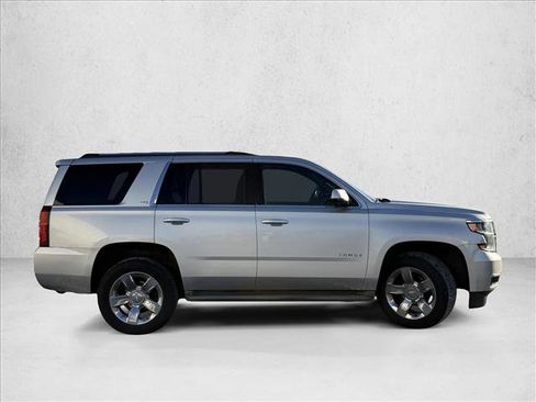 Used 2015 Chevrolet Tahoe LT w/ Luxury Package image 4