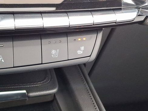 New 2025 Cadillac XT4 Sport image 39