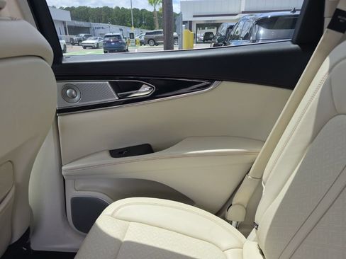 Used 2018 Lincoln MKX Black Label w/ Driver Assistance Package FWD image 31