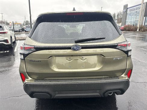 New 2025 Subaru Forester Touring image 5