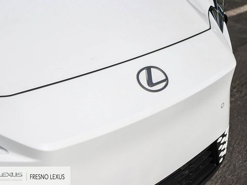 New 2026 Lexus ES 350e FWD image 11