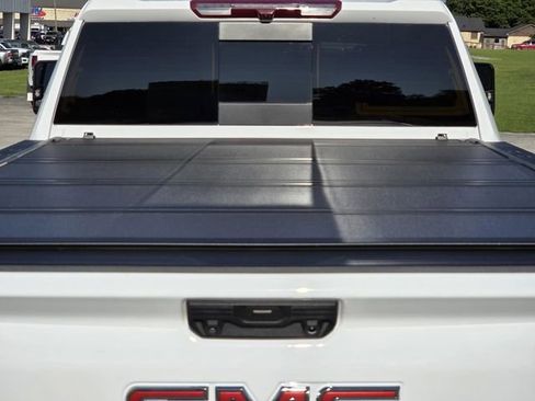 Used 2025 GMC Sierra 2500 SLE w/ SLE Value Package; AWD/4WD image 12