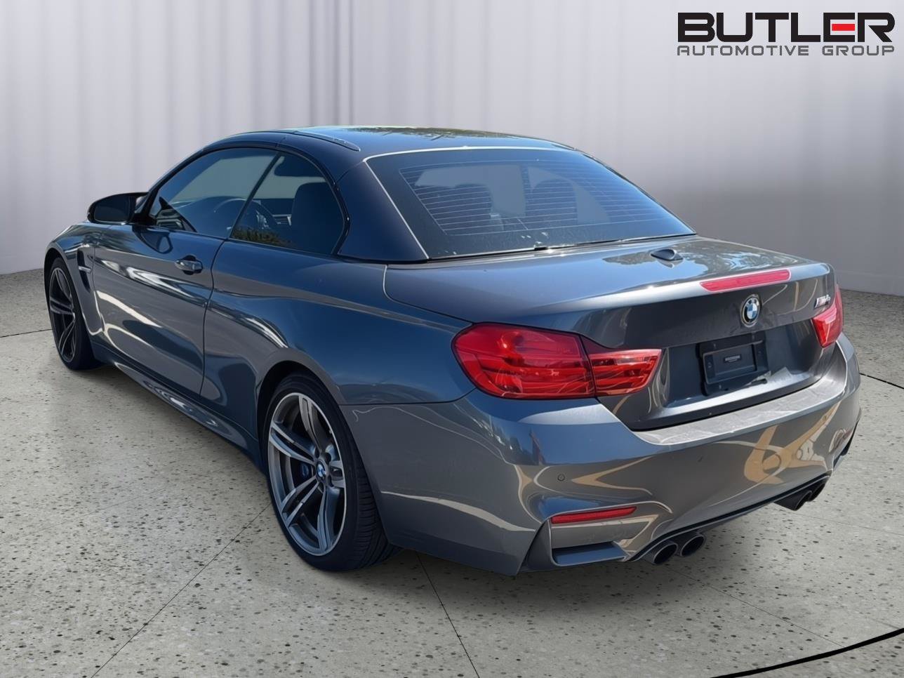 Used 2015 BMW M4 Convertible RWD image 9