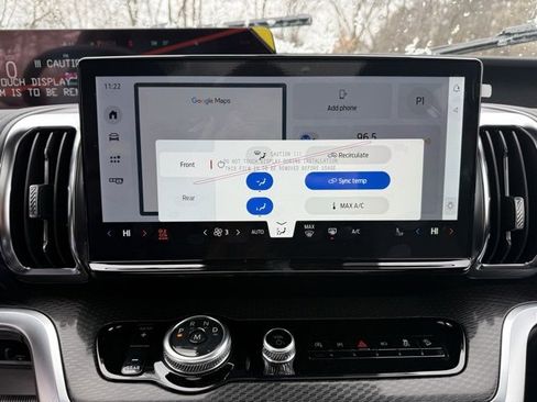 New 2026 Ford Expedition Platinum image 16