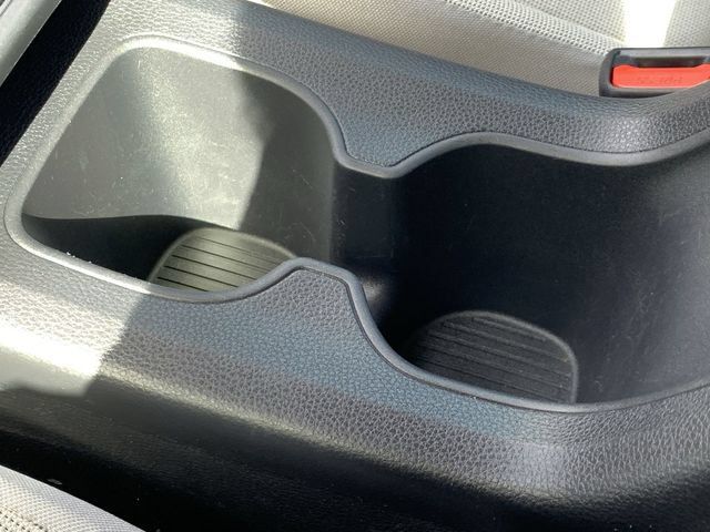 Used 2026 Toyota Corolla Cross L FWD image 32