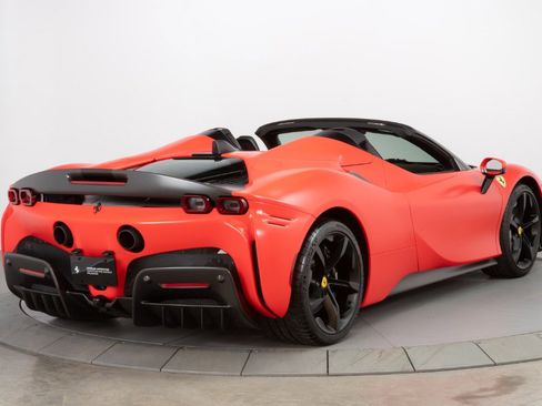 Certified 2022 Ferrari SF90 Spider image 7