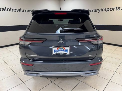 New 2026 Mitsubishi Outlander SEL image 5