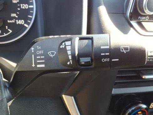 Certified 2023 Nissan Rogue SV AWD/4WD image 29
