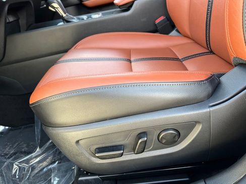 Used 2025 MAZDA CX-50 2.5 Turbo w/ Premium Plus Pkg image 15