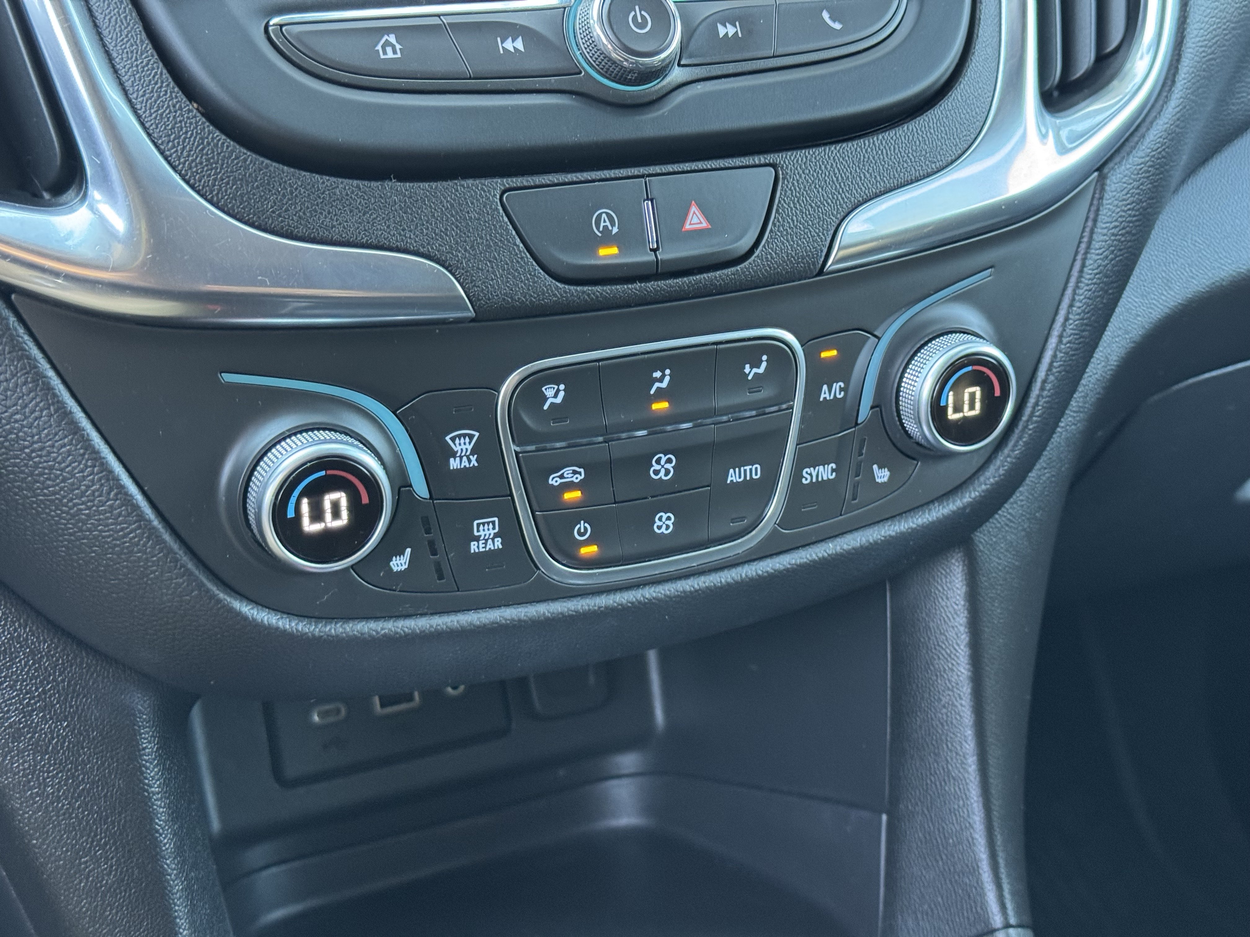 Certified 2023 Chevrolet Equinox LT AWD/4WD image 28