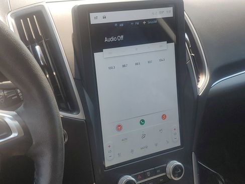 Used 2022 Ford Edge SEL w/ Convenience Package image 17