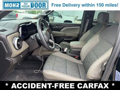 Used 2024 Chevrolet Colorado ZR2 w/ Technology Package AWD/4WD image 13